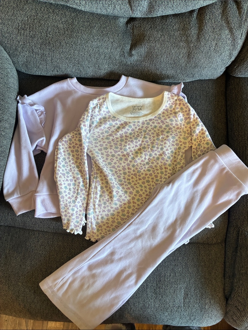 ๐๏ธBOGO๐๏ธ 3T Floral Sweat Set